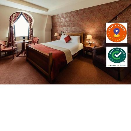 Carnegie Court Hotel Swords Eksteriør bilde