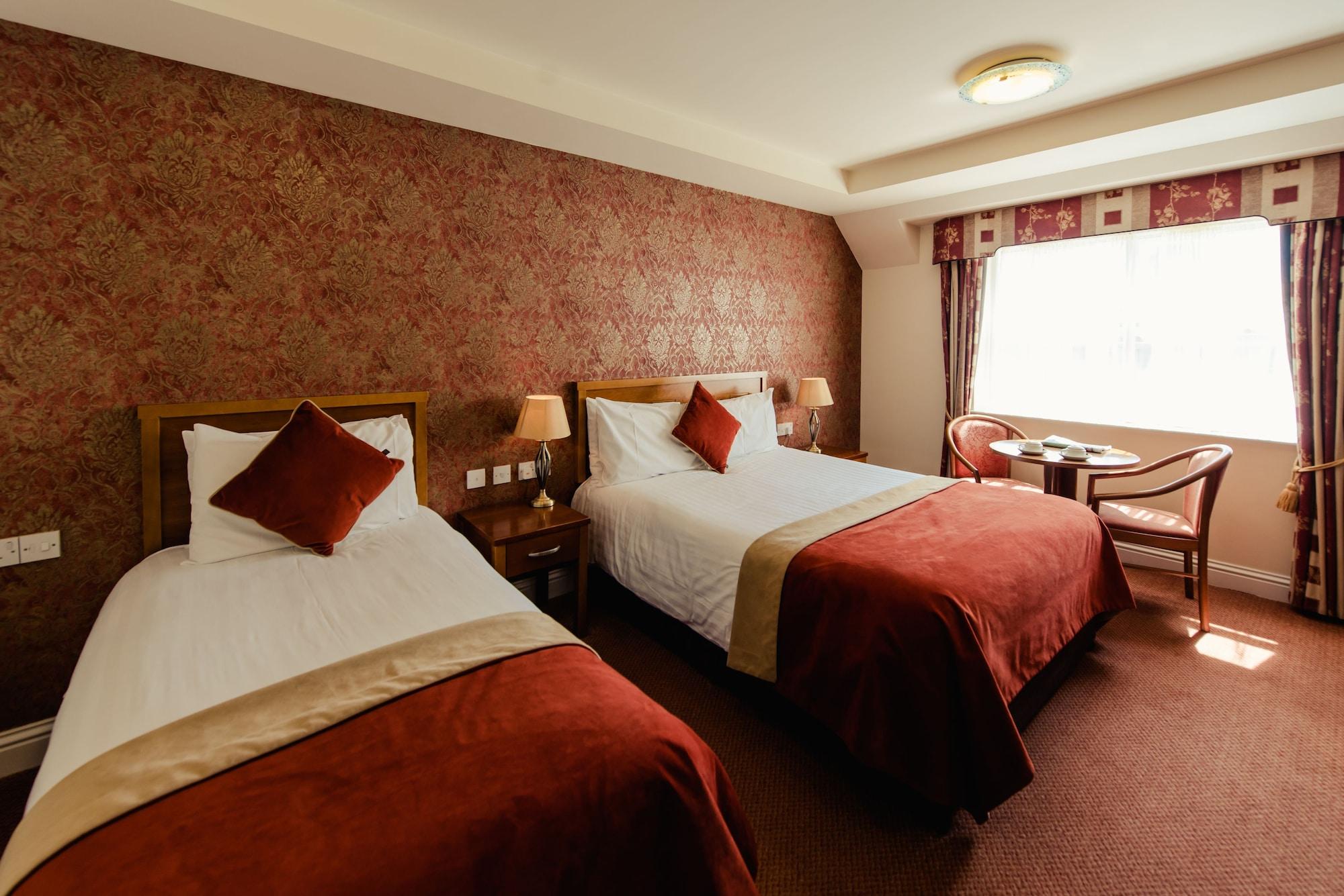 Carnegie Court Hotel Swords Eksteriør bilde