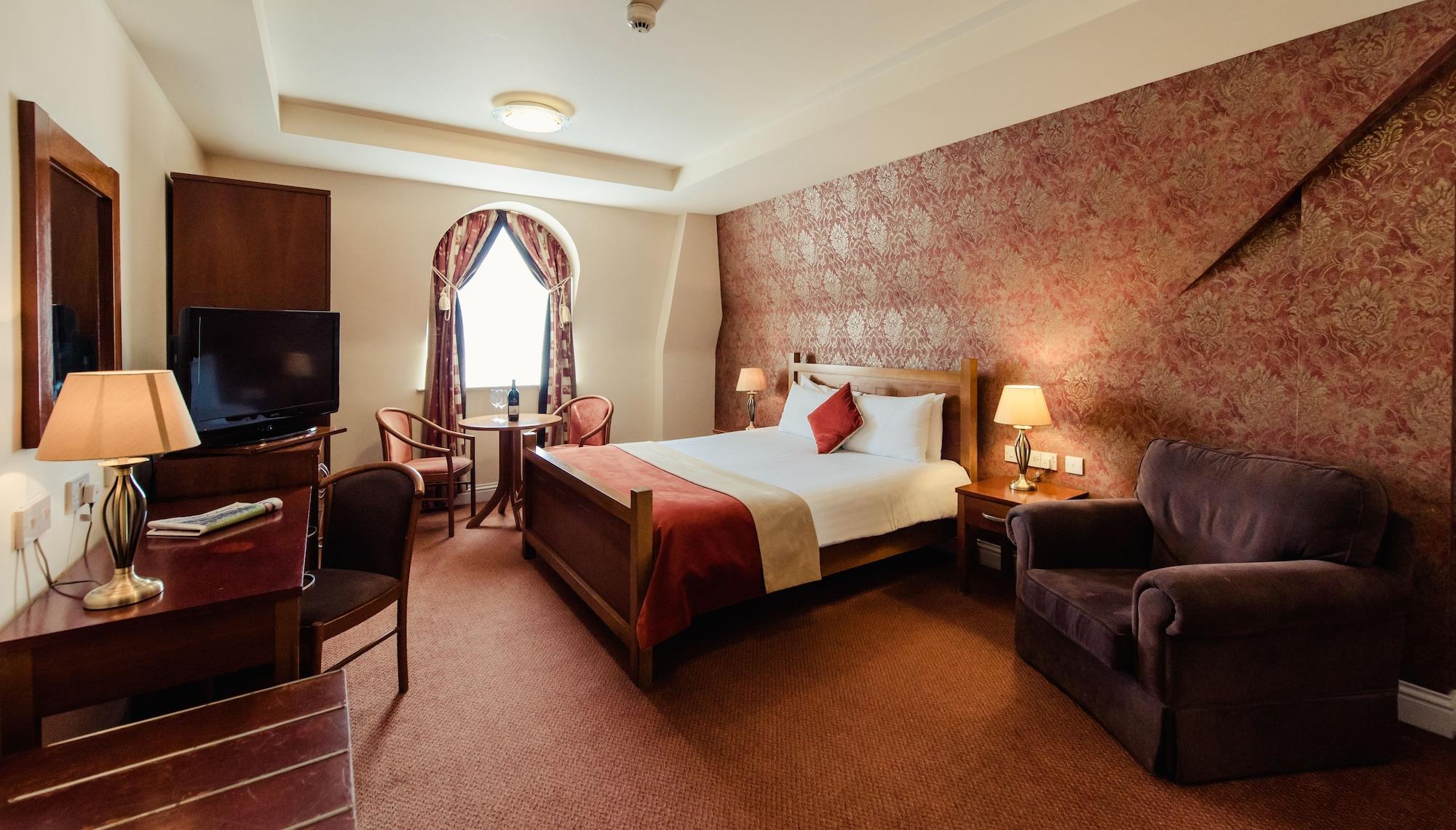 Carnegie Court Hotel Swords Eksteriør bilde