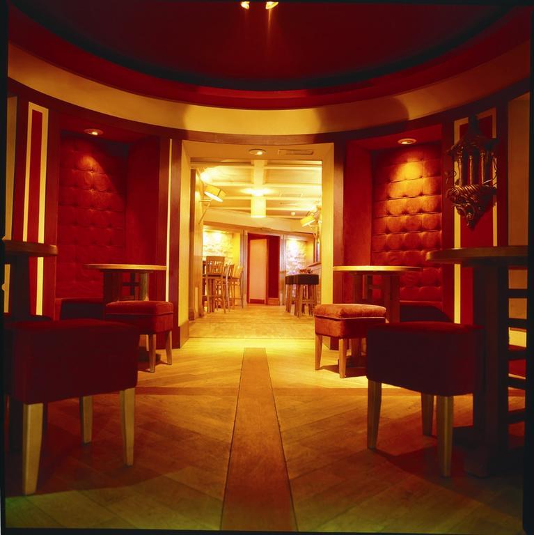 Carnegie Court Hotel Swords Eksteriør bilde