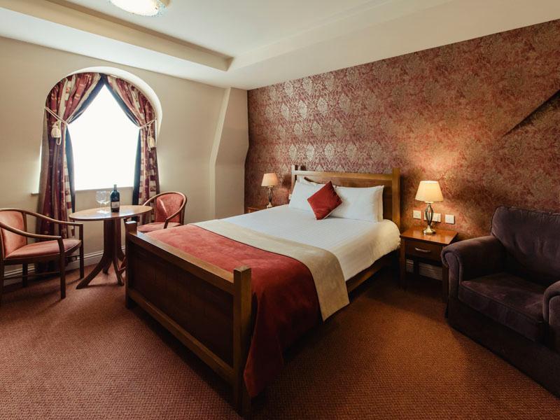 Carnegie Court Hotel Swords Eksteriør bilde