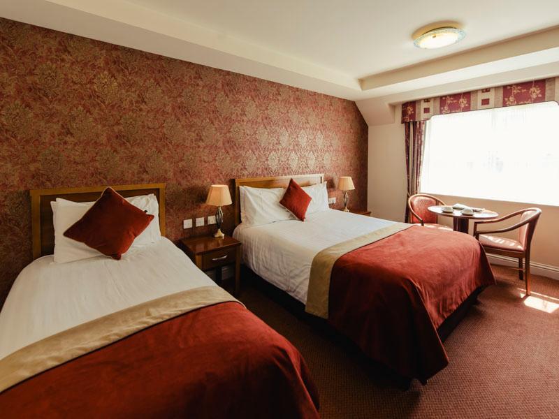 Carnegie Court Hotel Swords Eksteriør bilde